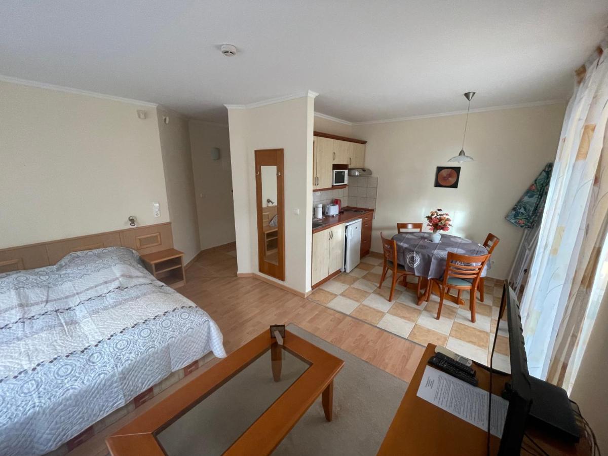 Garda Wellness Apartmanhaz Hévíz Exterior foto