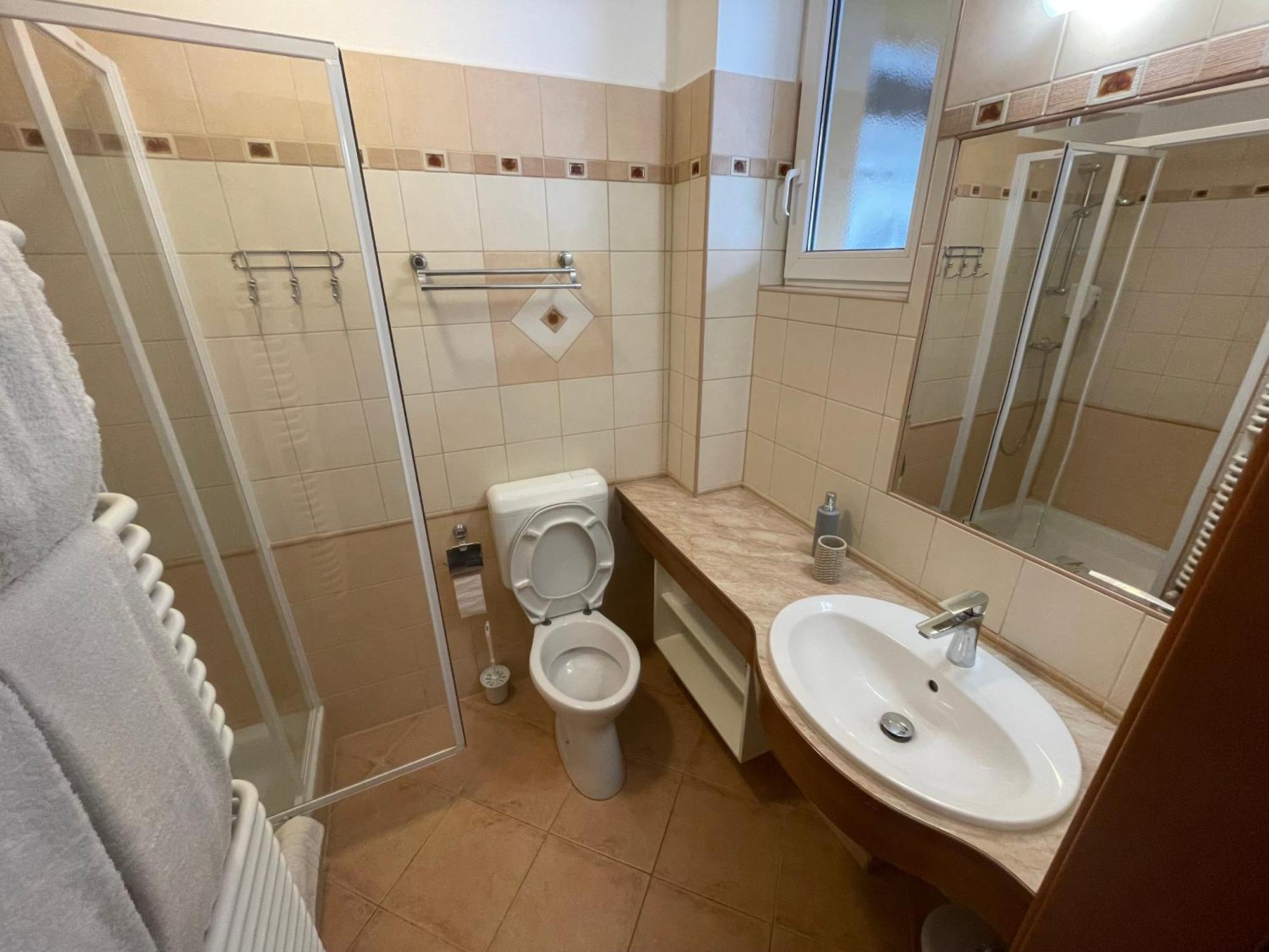 Aparthotel Garda Wellness Apartmanhaz Hévíz Zimmer foto